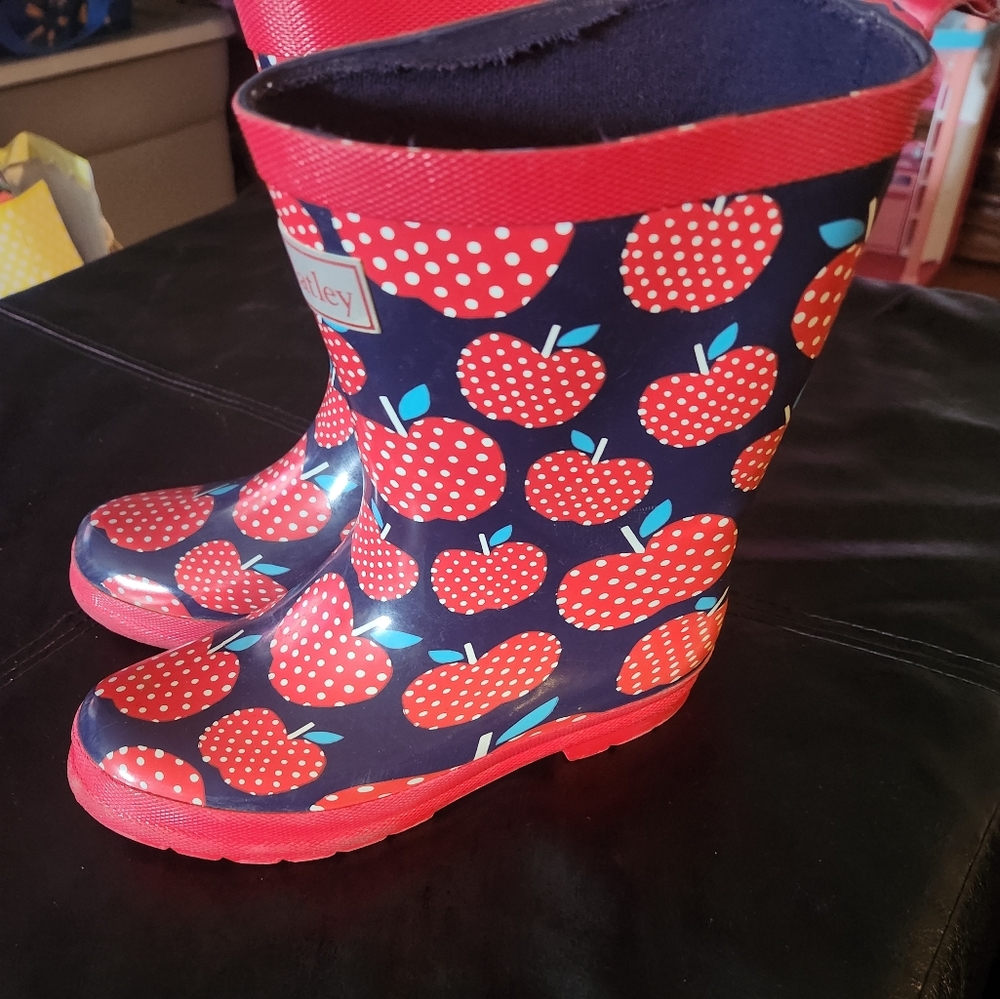 Hatley boots size 3